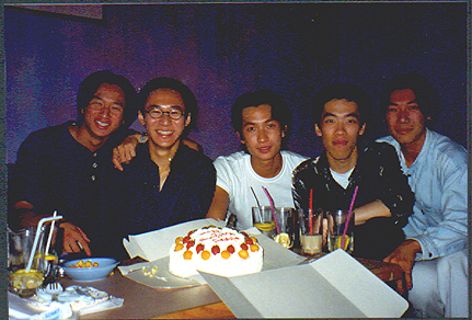 how3.jpg (209589 bytes)